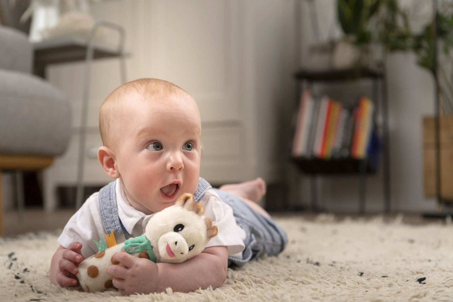 Sophie La Girafe - Sweety Sophie Squeaking Rattle