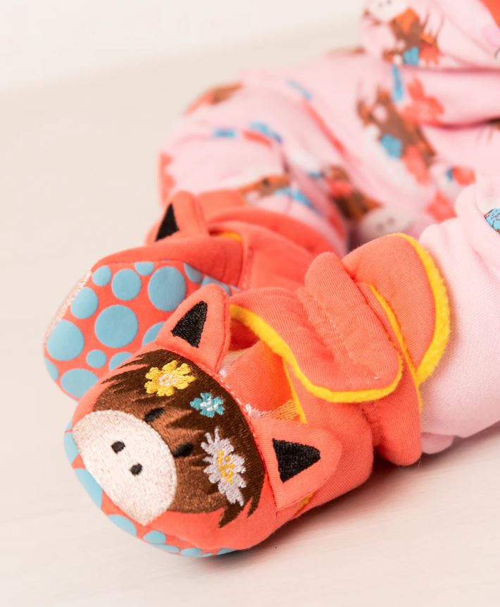 Bonnie Highland Cow Booties